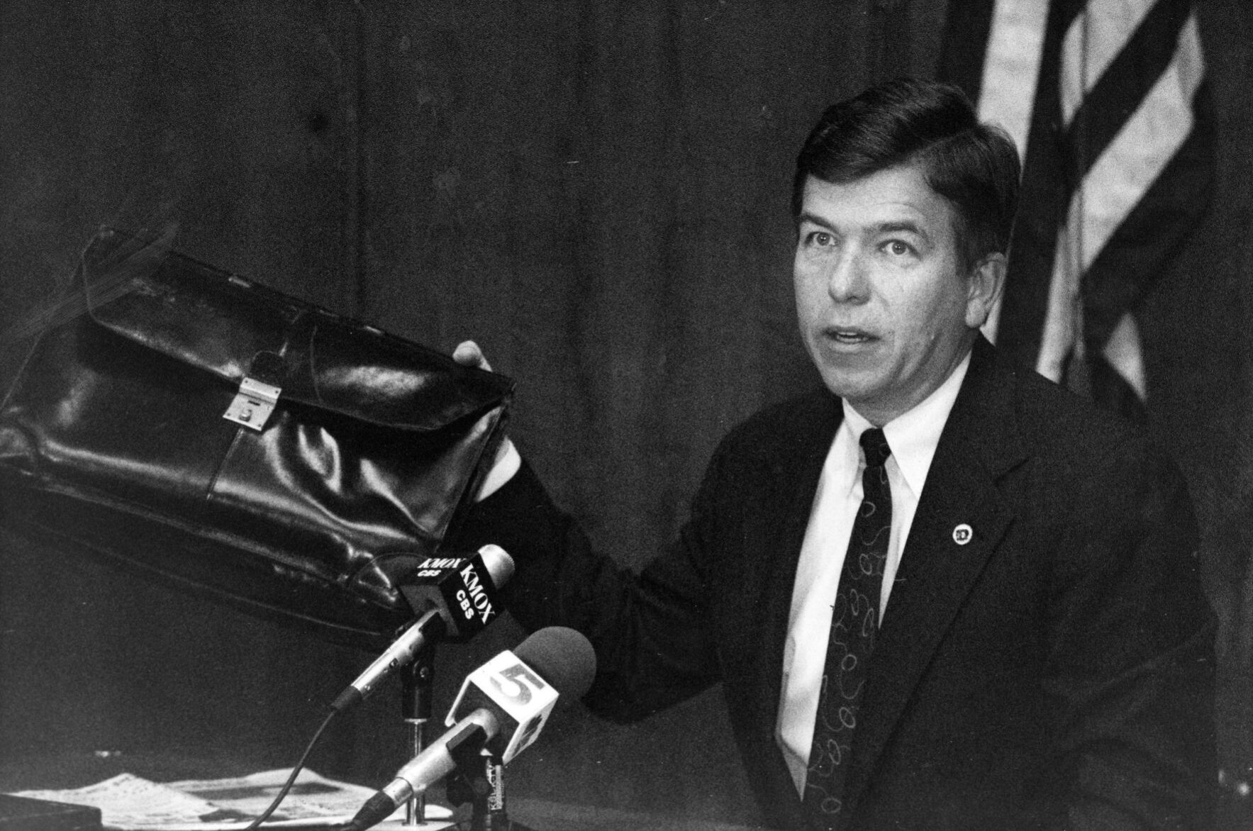 Secretary of State Roy Blunt